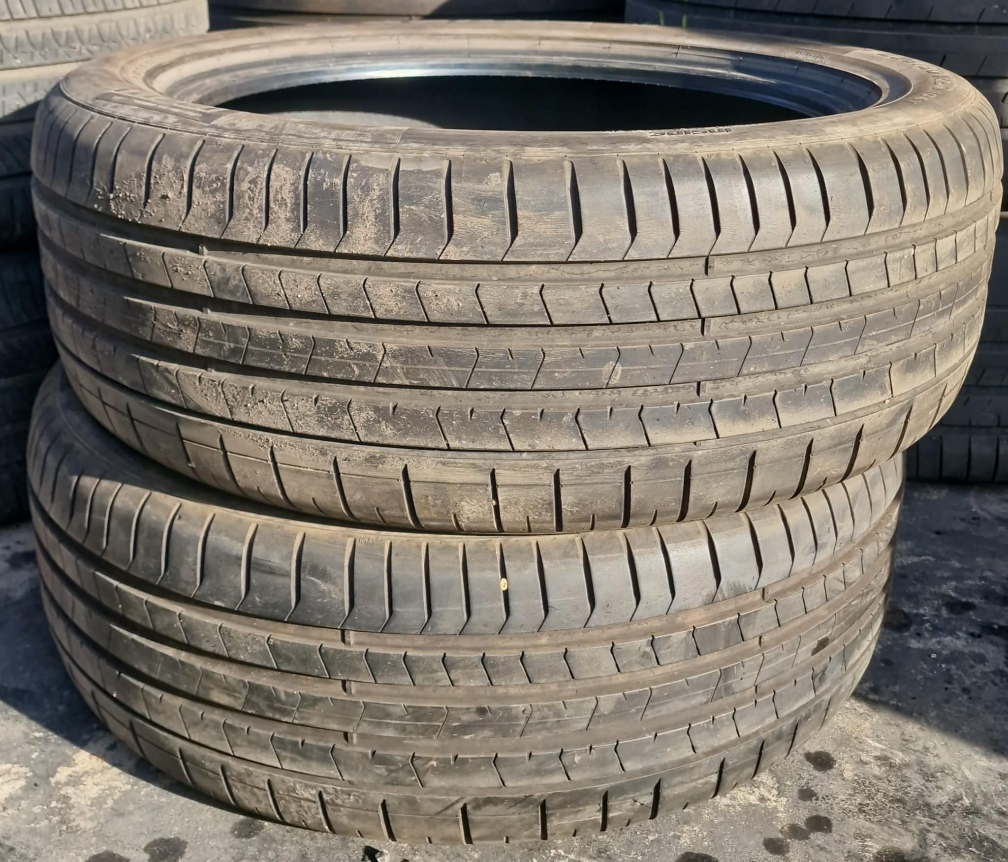 Pirelli PZERO PZ4 JLR